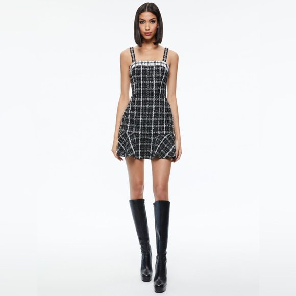 NWT Alice + Olivia Kaidra Tweed Mini Dress - Size 4 - Picture 3 of 10
